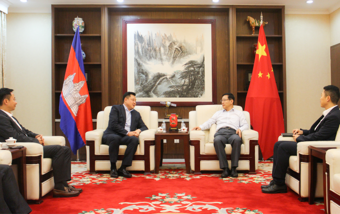 1686559844384085757.png 1嚴(yán)昊.png